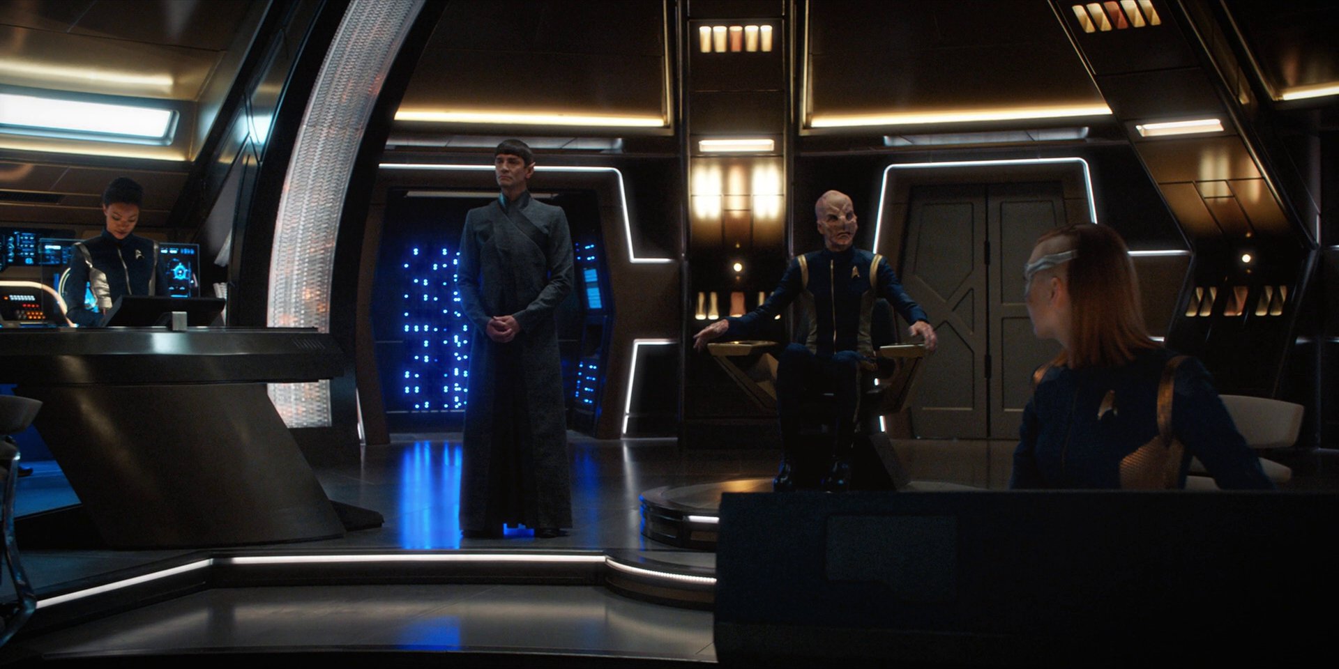 extant_StarTrekDiscovery_1x15-WillYouTakeMyHand_4721.jpg