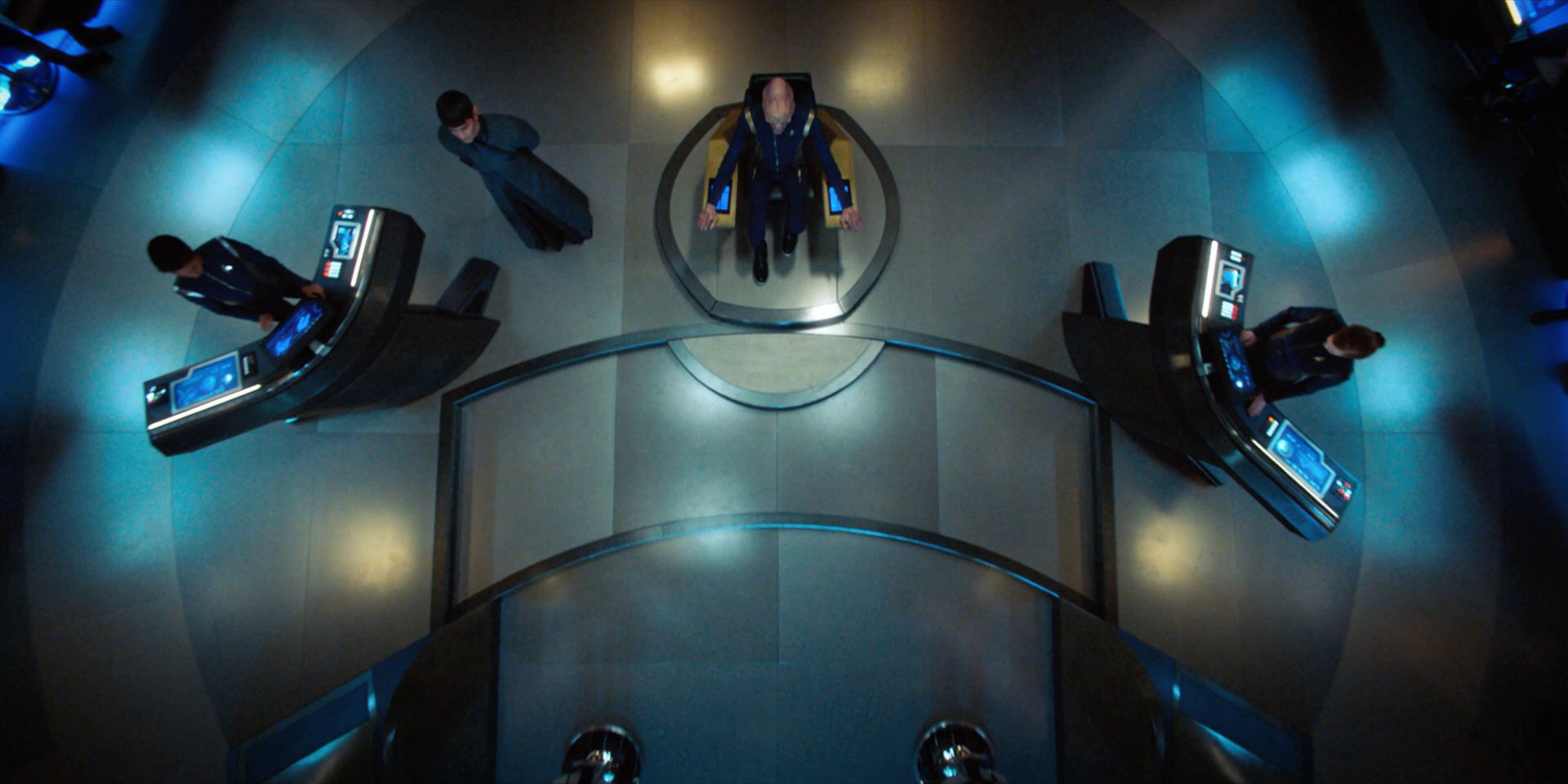 extant_StarTrekDiscovery_1x15-WillYouTakeMyHand_4746.jpg