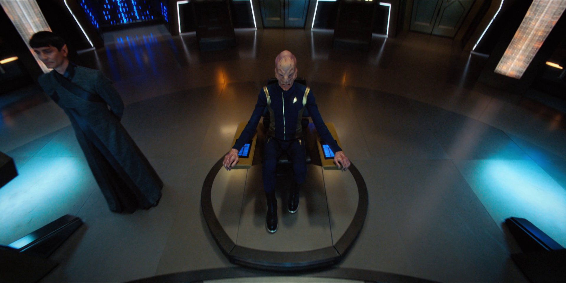 extant_StarTrekDiscovery_1x15-WillYouTakeMyHand_4750.jpg