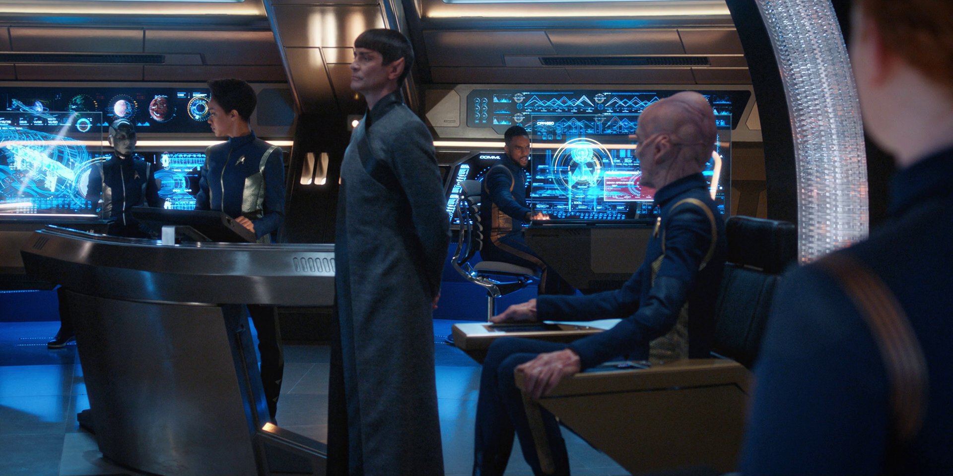 extant_StarTrekDiscovery_1x15-WillYouTakeMyHand_4763.jpg