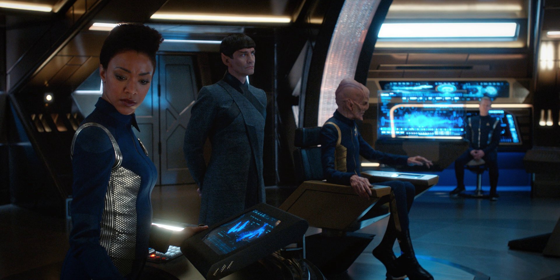 extant_StarTrekDiscovery_1x15-WillYouTakeMyHand_4783.jpg