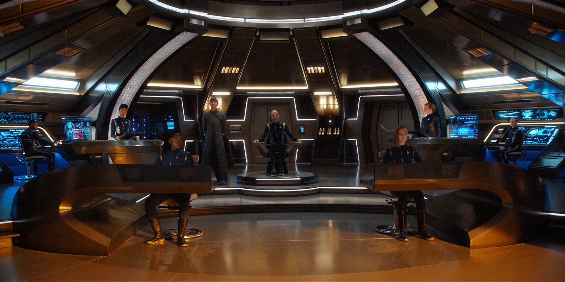 extant_StarTrekDiscovery_1x15-WillYouTakeMyHand_4797.jpg