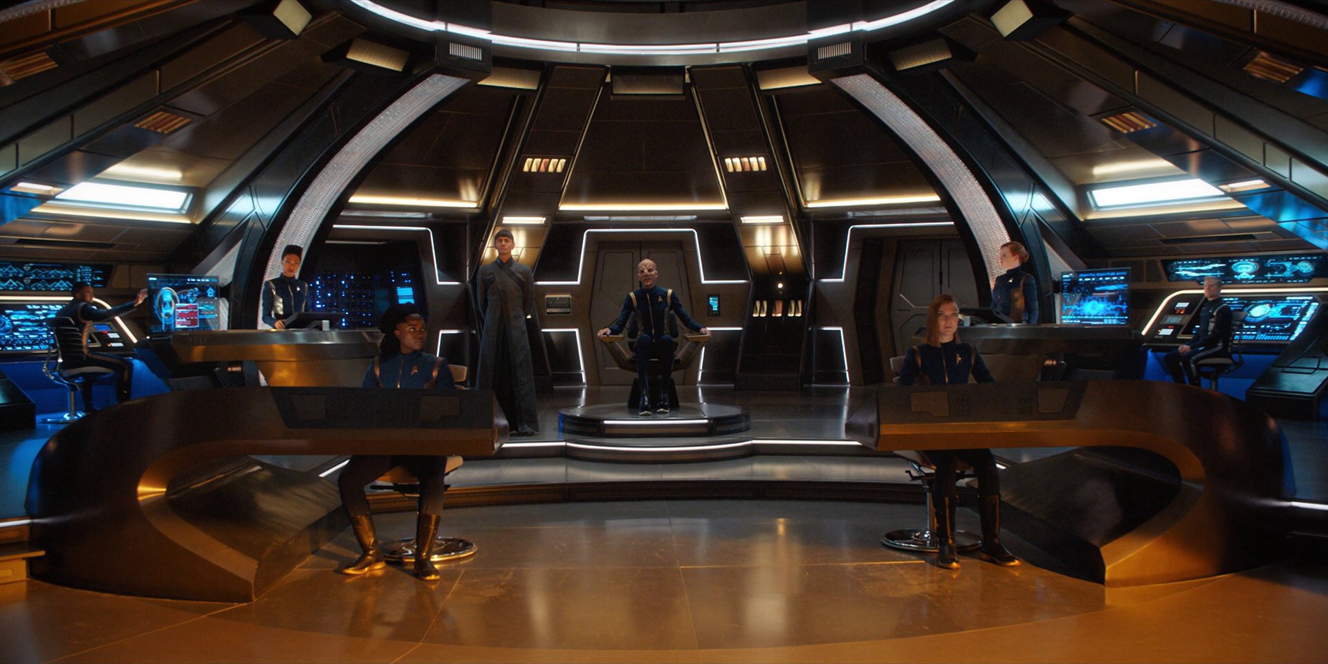 extant_StarTrekDiscovery_1x15-WillYouTakeMyHand_4798.jpg