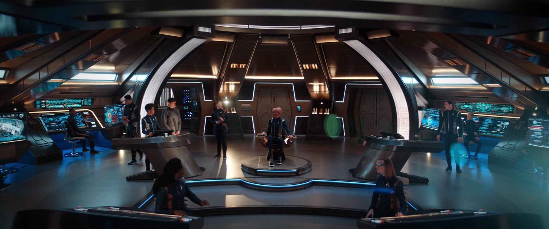 extant_StarTrekDiscovery_2x01-Brother_00869.jpg