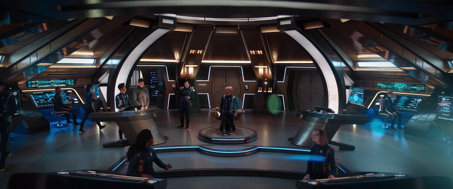 extant_StarTrekDiscovery_2x01-Brother_00877.jpg