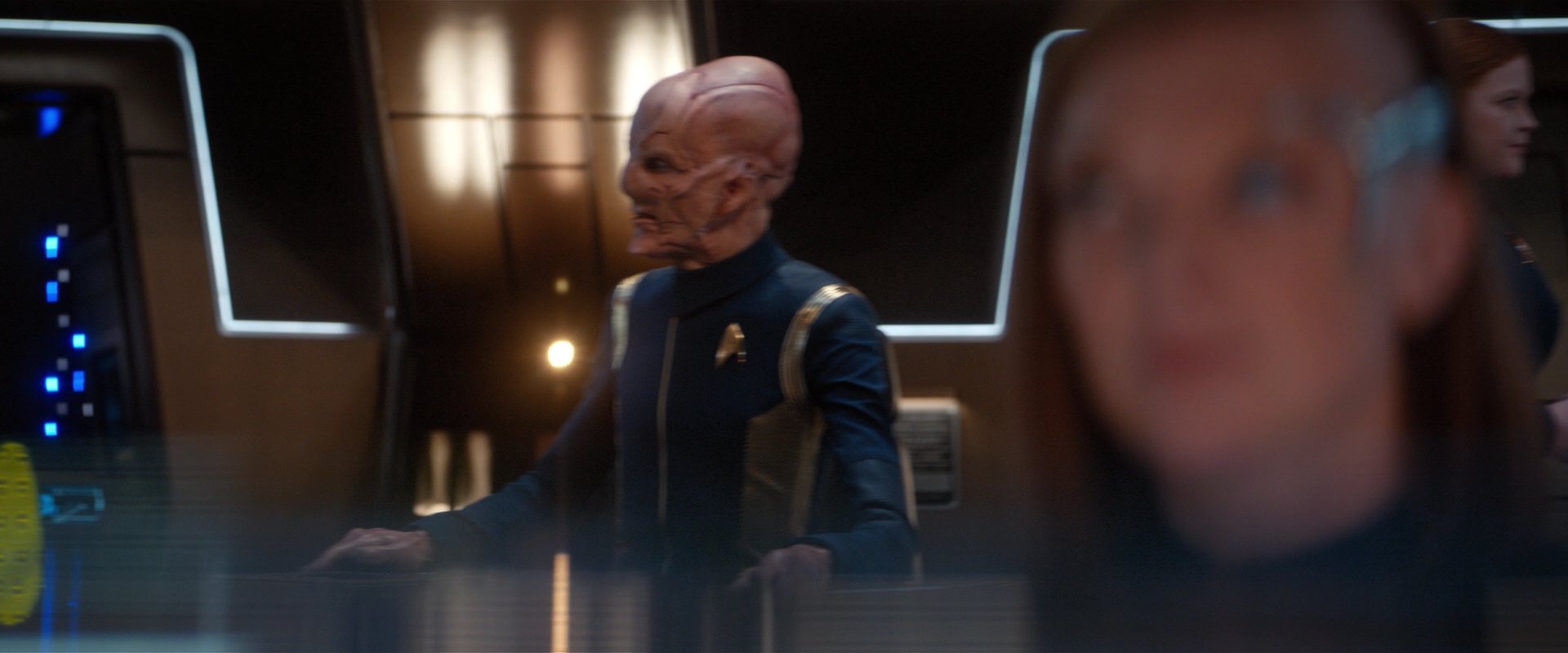 extant_StarTrekDiscovery_2x01-Brother_00892.jpg