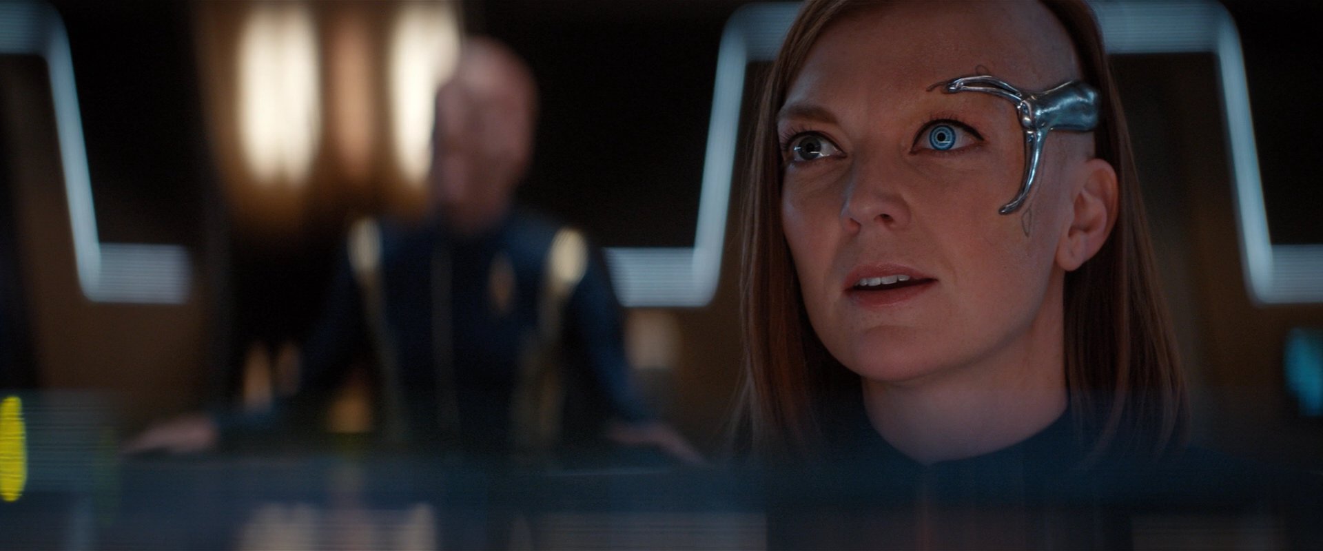 extant_StarTrekDiscovery_2x01-Brother_00926.jpg