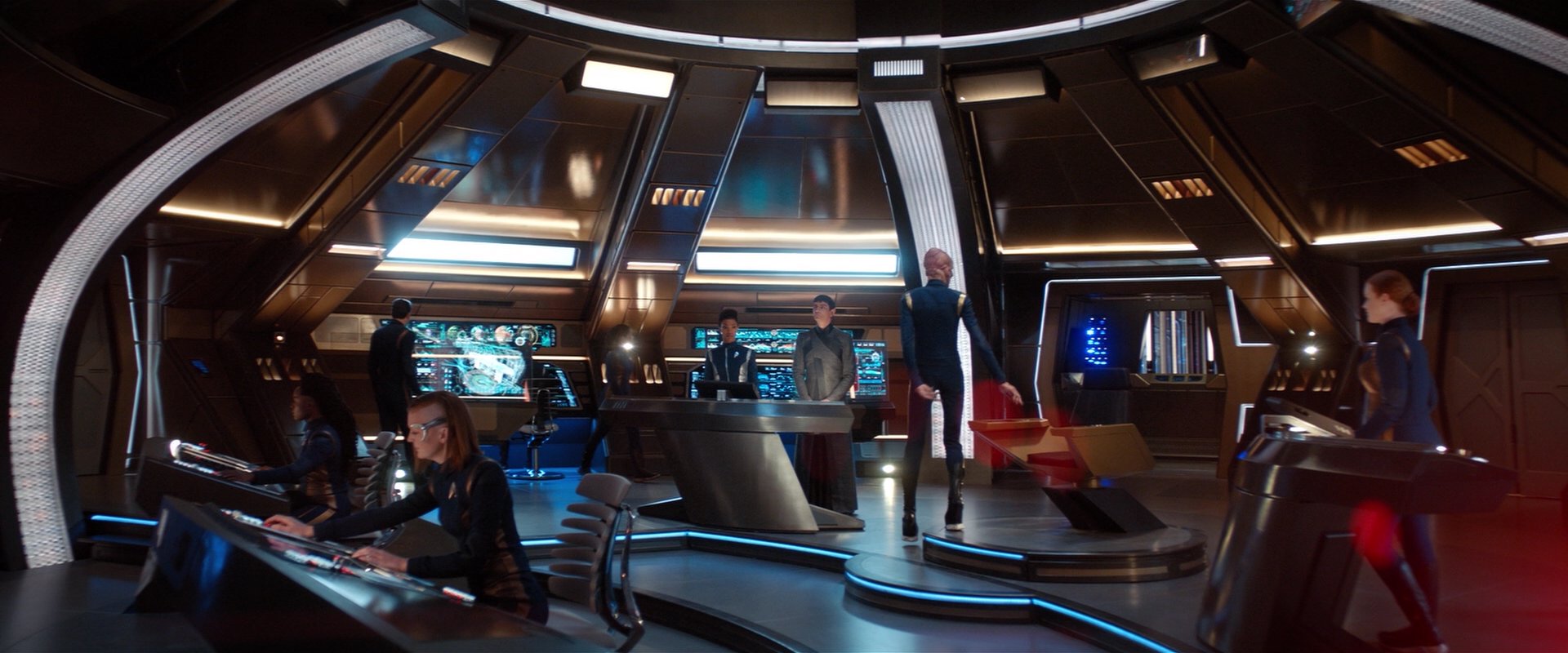 extant_StarTrekDiscovery_2x01-Brother_00962.jpg