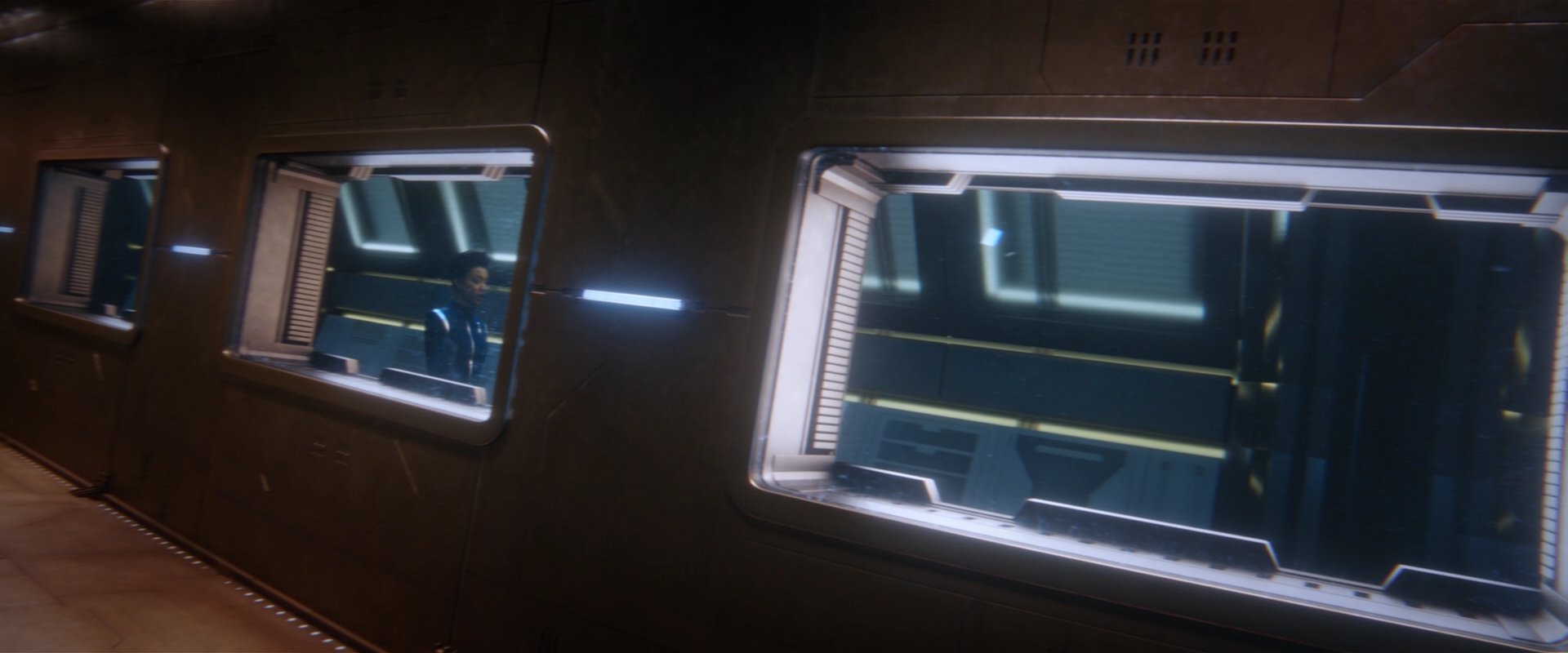 extant_StarTrekDiscovery_2x01-Brother_01193.jpg