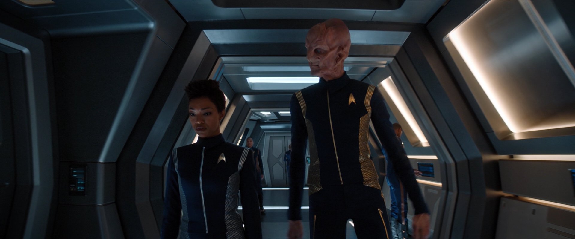 extant_StarTrekDiscovery_2x01-Brother_01217.jpg