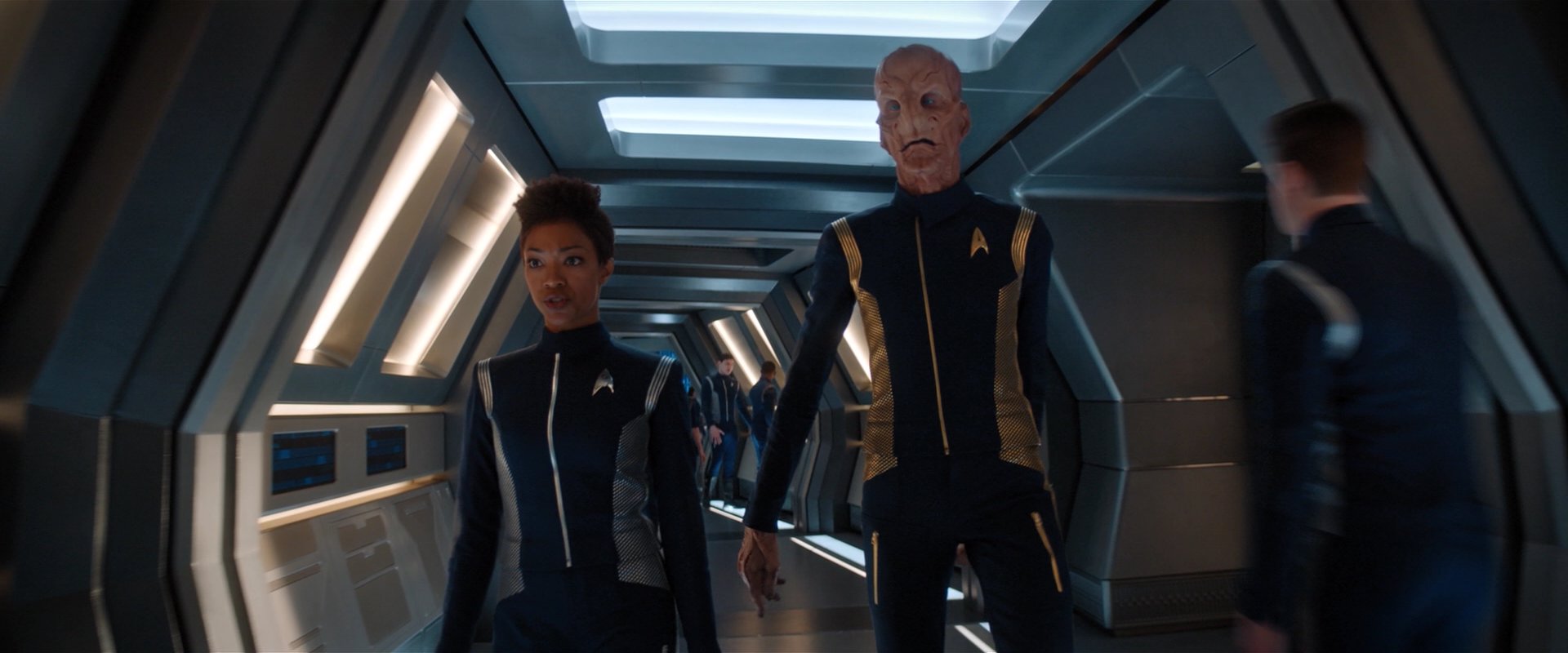 extant_StarTrekDiscovery_2x01-Brother_01226.jpg