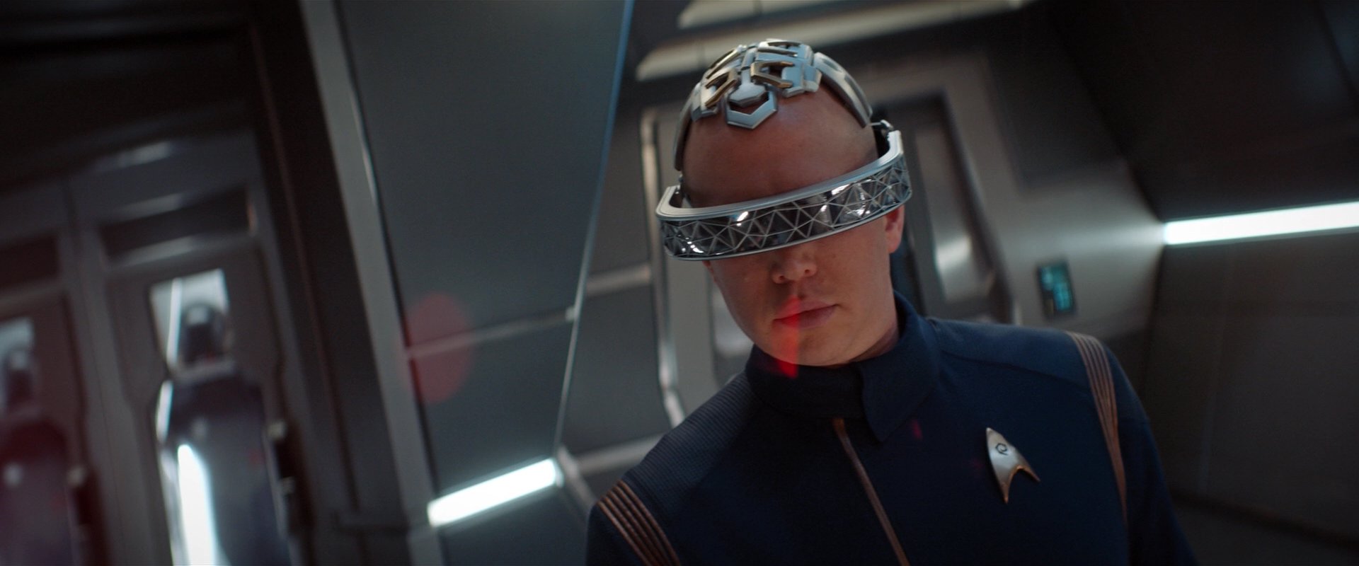 extant_StarTrekDiscovery_2x01-Brother_01233.jpg