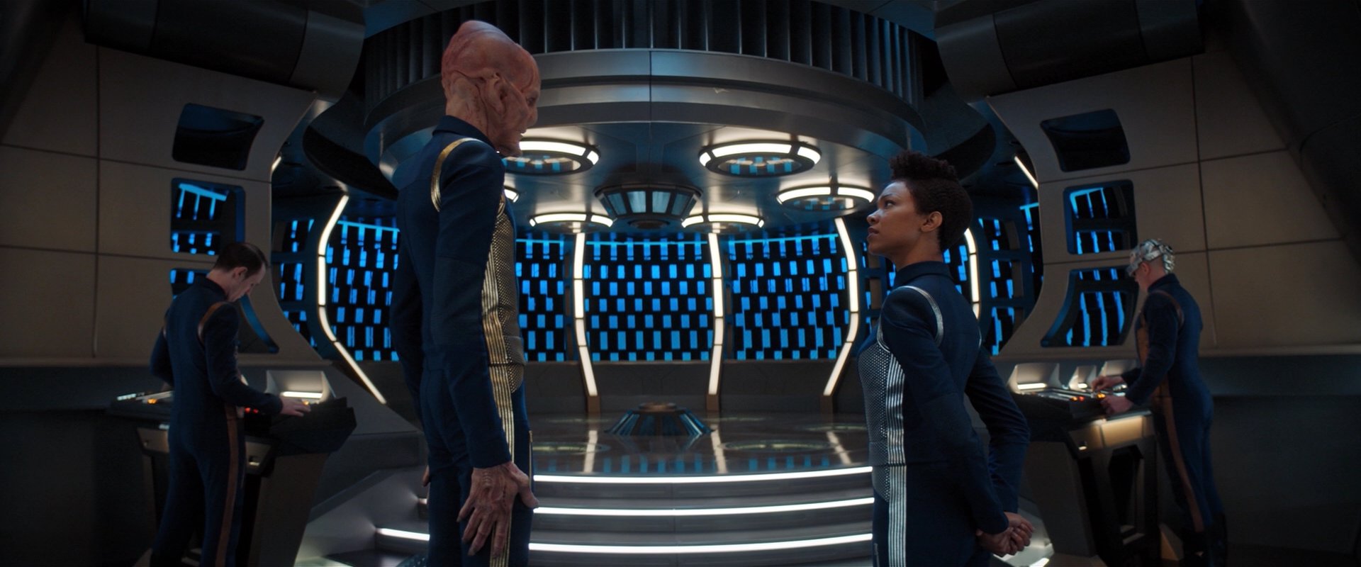 extant_StarTrekDiscovery_2x01-Brother_01257.jpg