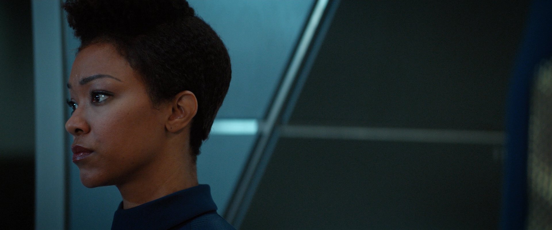 extant_StarTrekDiscovery_2x01-Brother_01267.jpg