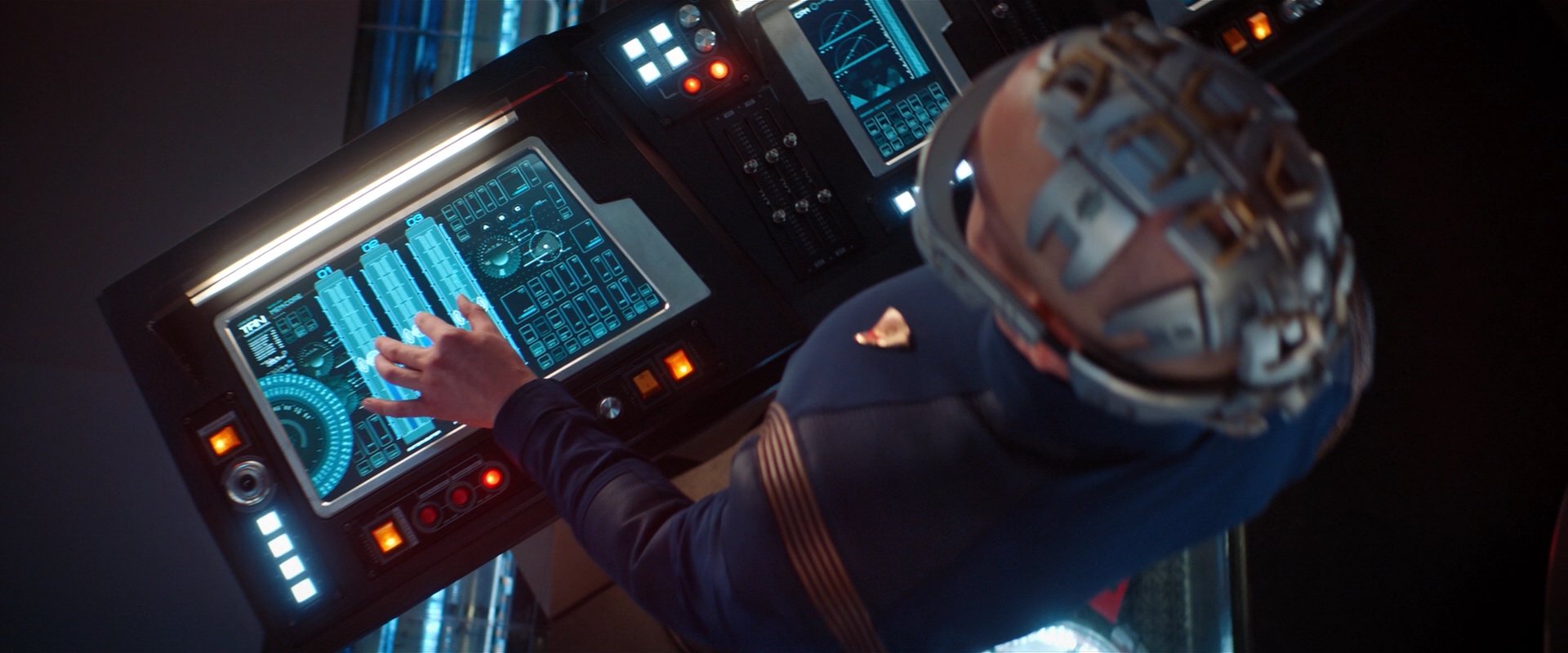 extant_StarTrekDiscovery_2x01-Brother_01271.jpg