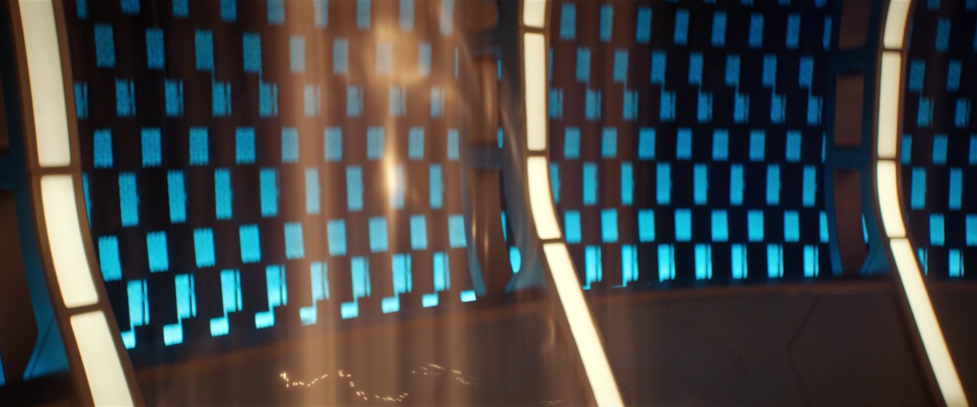 extant_StarTrekDiscovery_2x01-Brother_01280.jpg