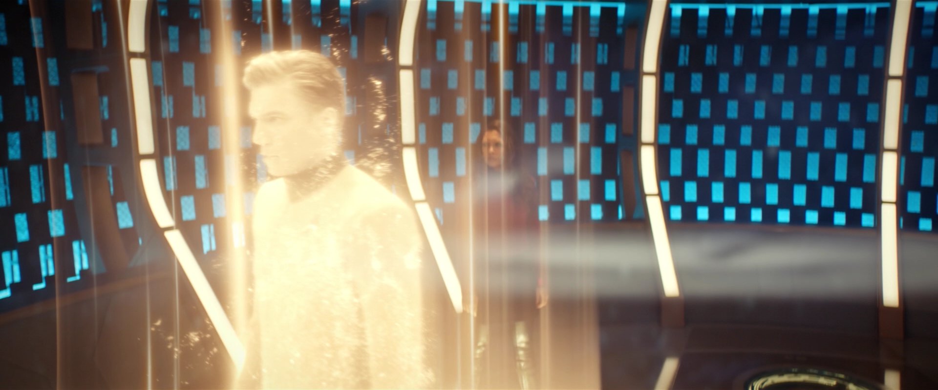extant_StarTrekDiscovery_2x01-Brother_01288.jpg