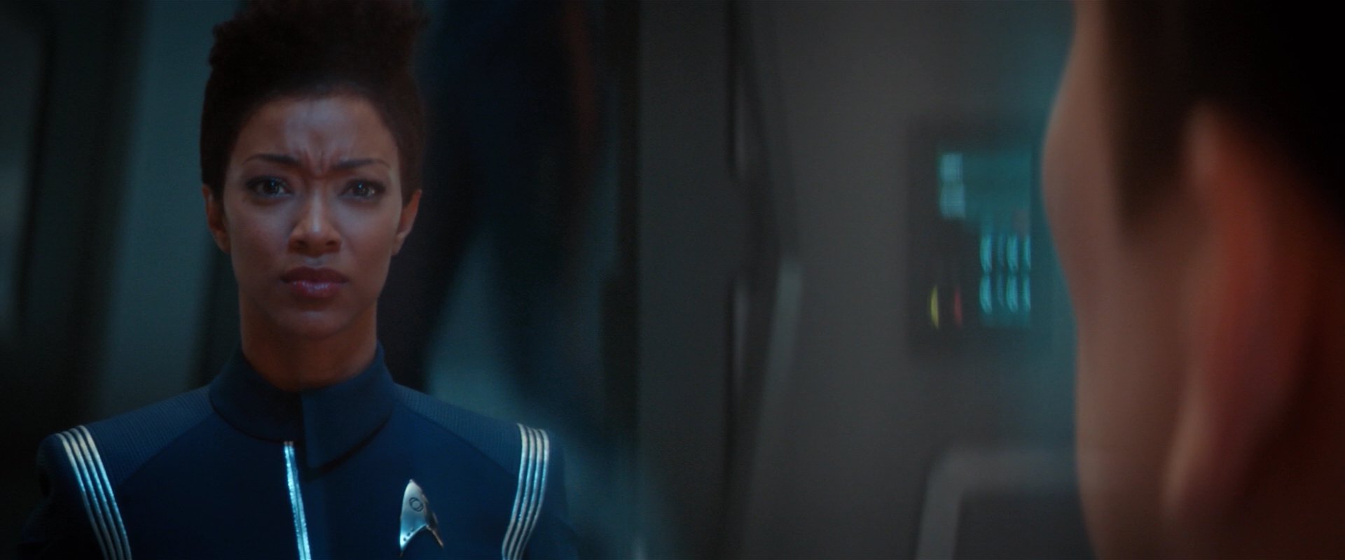 extant_StarTrekDiscovery_2x01-Brother_01302.jpg