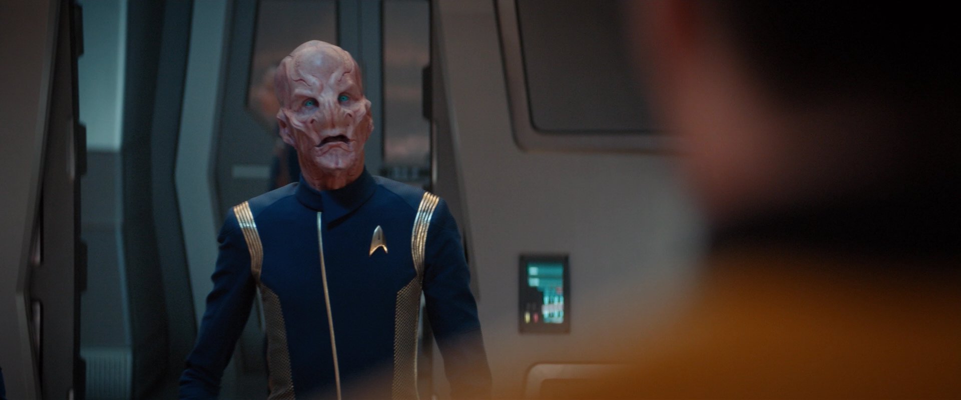 extant_StarTrekDiscovery_2x01-Brother_01312.jpg