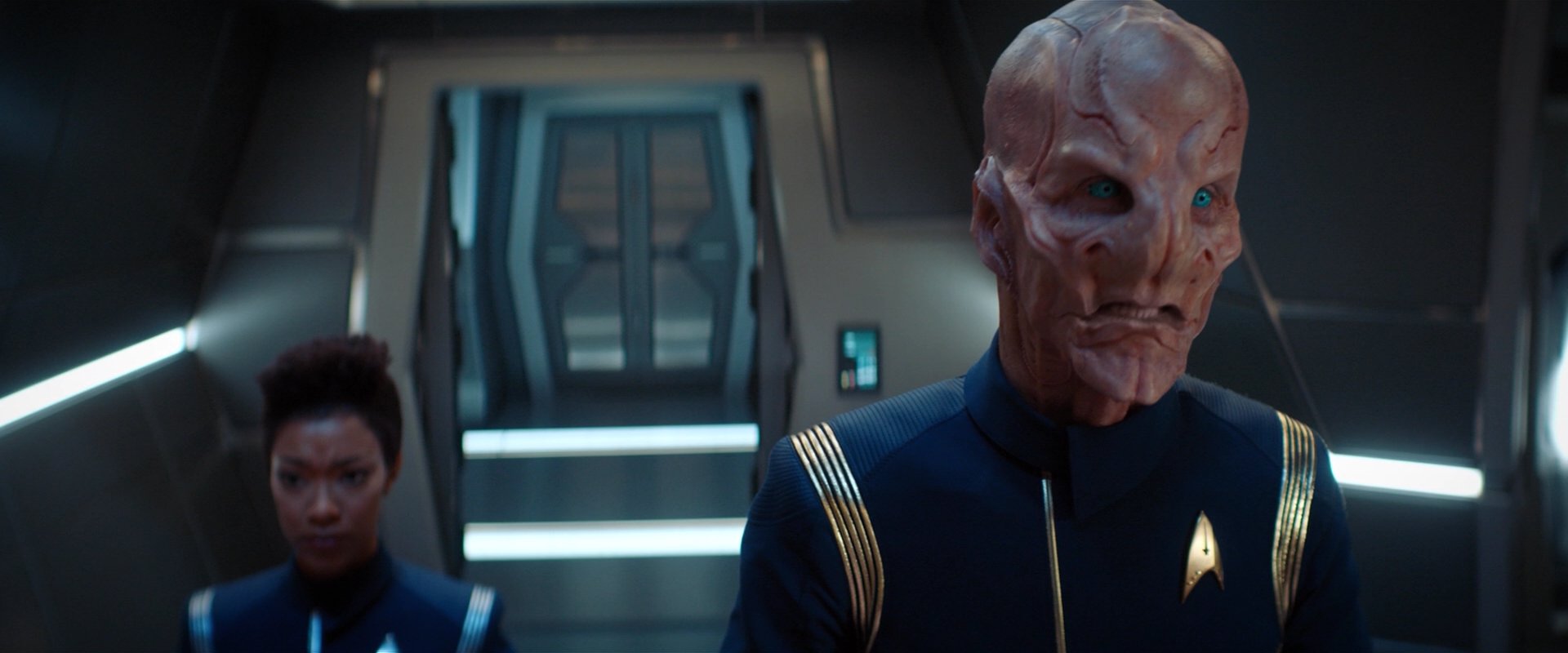 extant_StarTrekDiscovery_2x01-Brother_01376.jpg