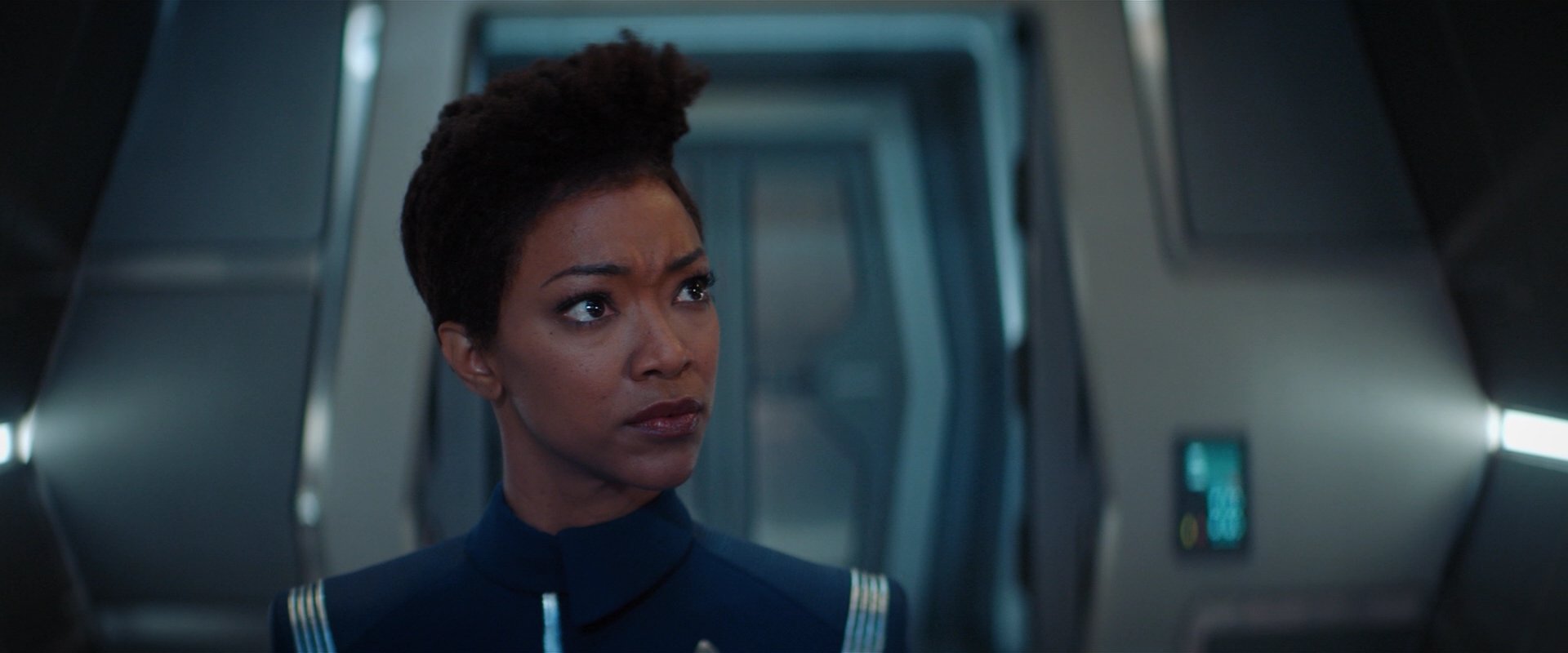 extant_StarTrekDiscovery_2x01-Brother_01384.jpg