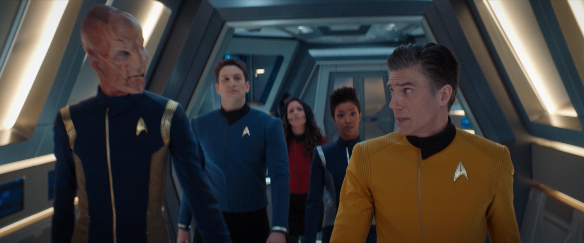 extant_StarTrekDiscovery_2x01-Brother_01453.jpg