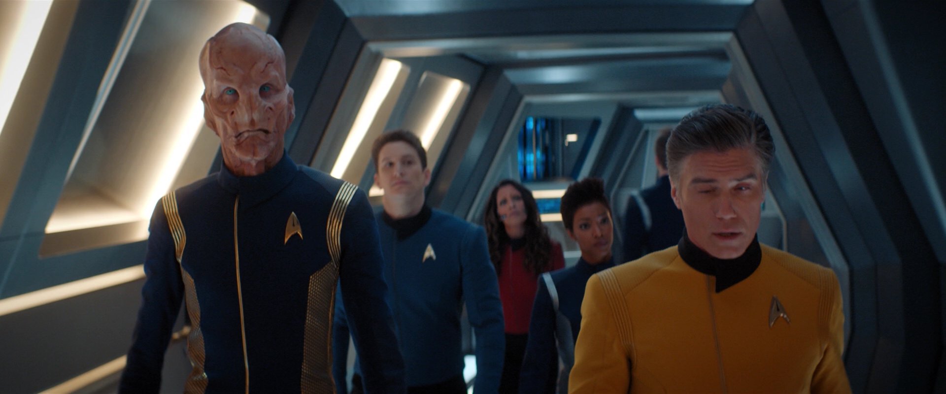 extant_StarTrekDiscovery_2x01-Brother_01458.jpg