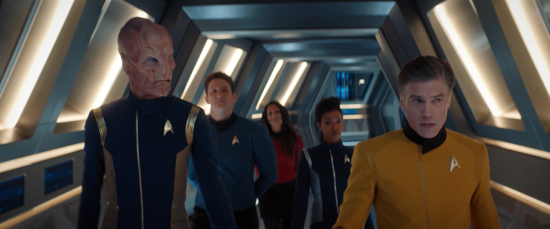 extant_StarTrekDiscovery_2x01-Brother_01465.jpg