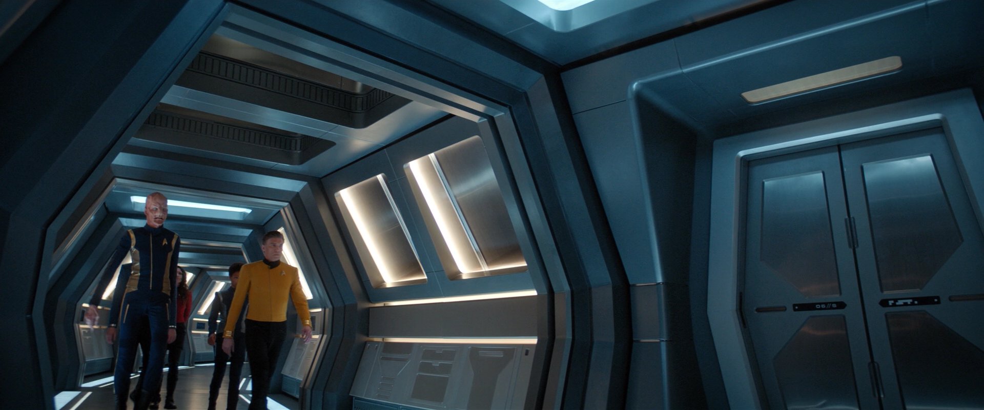 extant_StarTrekDiscovery_2x01-Brother_01468.jpg