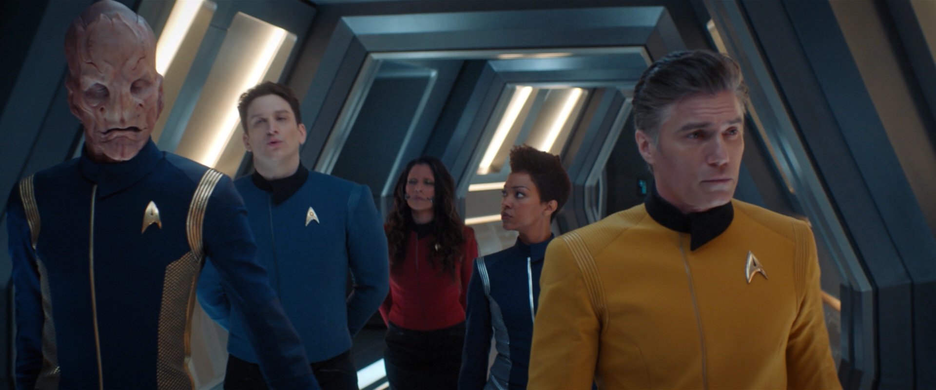 extant_StarTrekDiscovery_2x01-Brother_01491.jpg