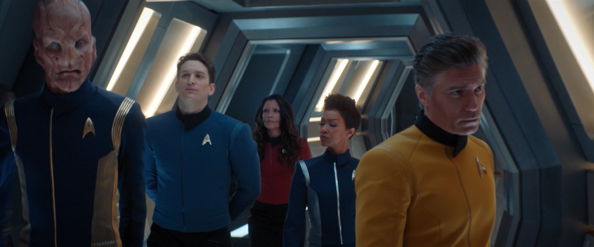 extant_StarTrekDiscovery_2x01-Brother_01492.jpg