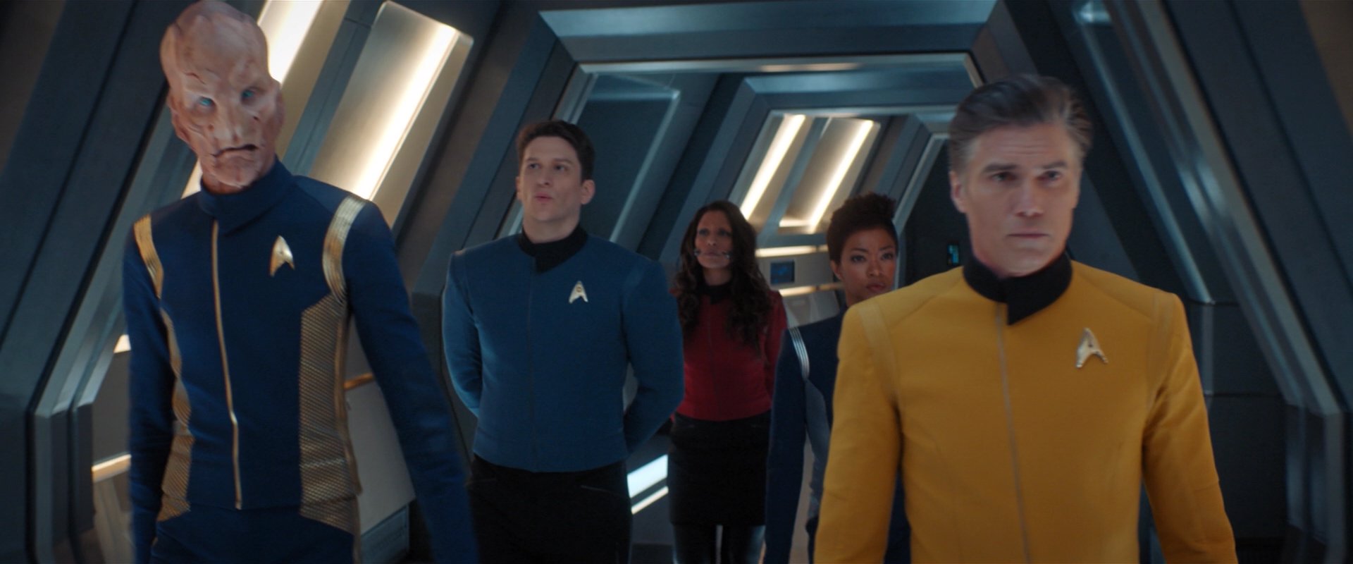 extant_StarTrekDiscovery_2x01-Brother_01501.jpg