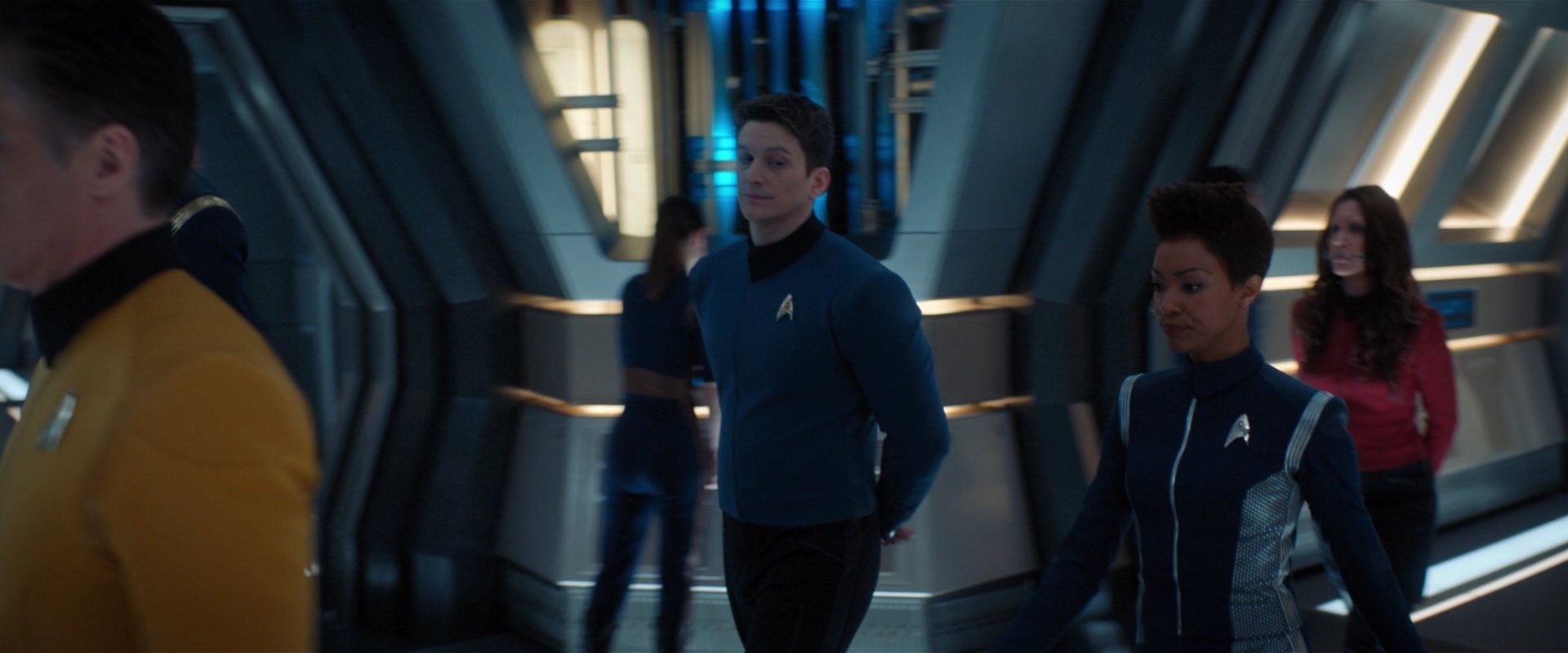 extant_StarTrekDiscovery_2x01-Brother_01512.jpg