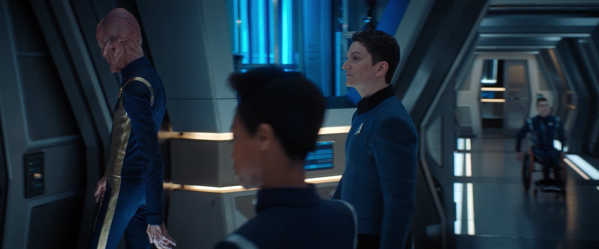 extant_StarTrekDiscovery_2x01-Brother_01517.jpg