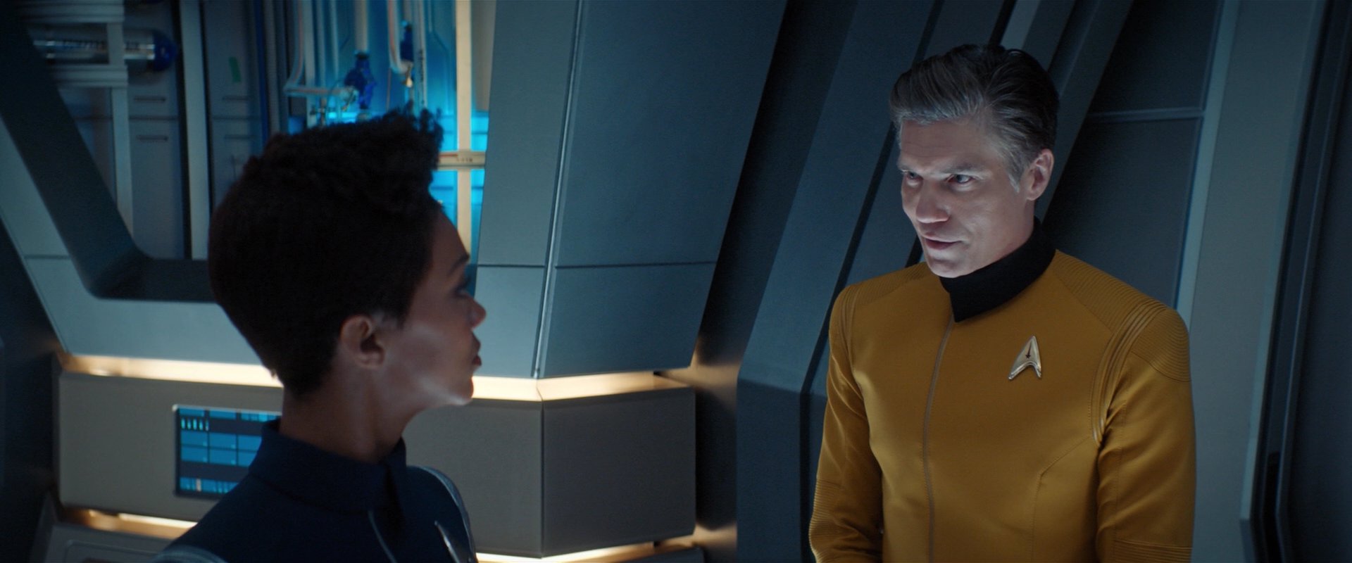 extant_StarTrekDiscovery_2x01-Brother_01541.jpg