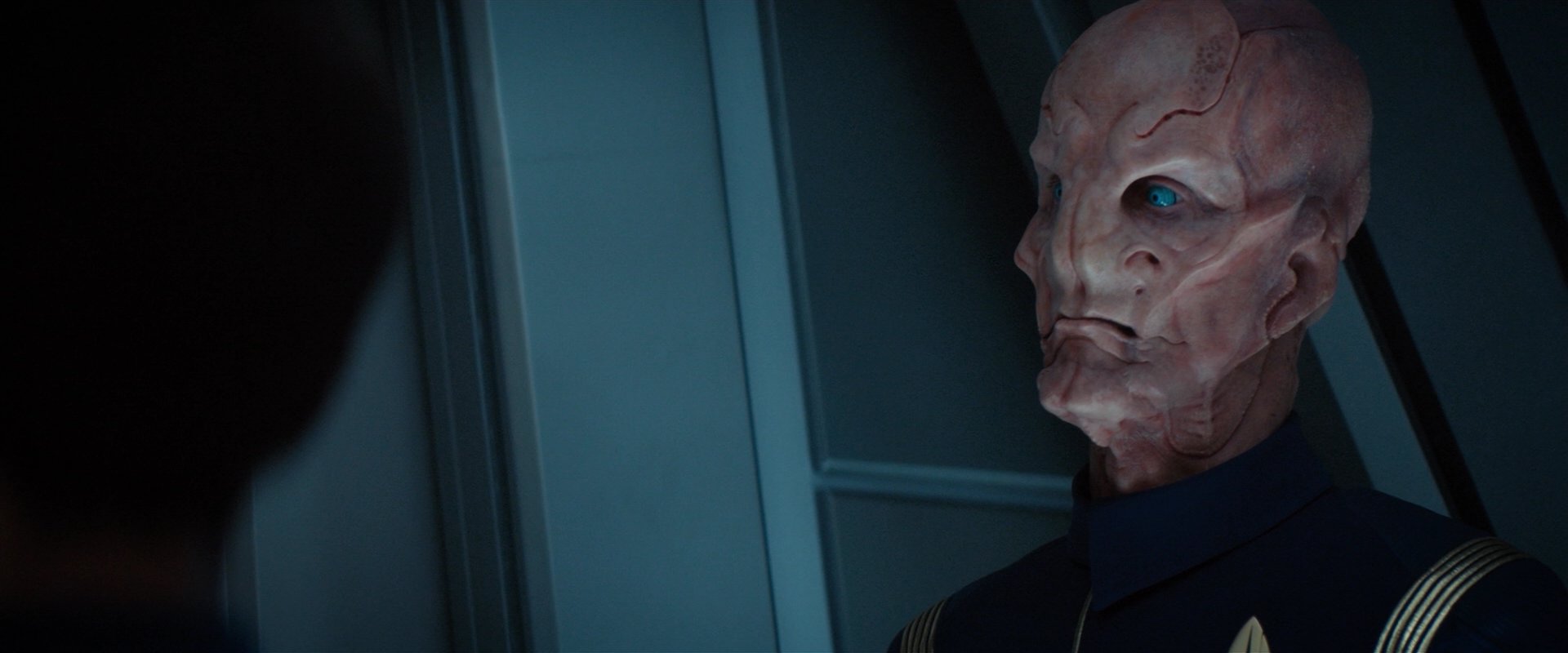 extant_StarTrekDiscovery_2x01-Brother_01557.jpg