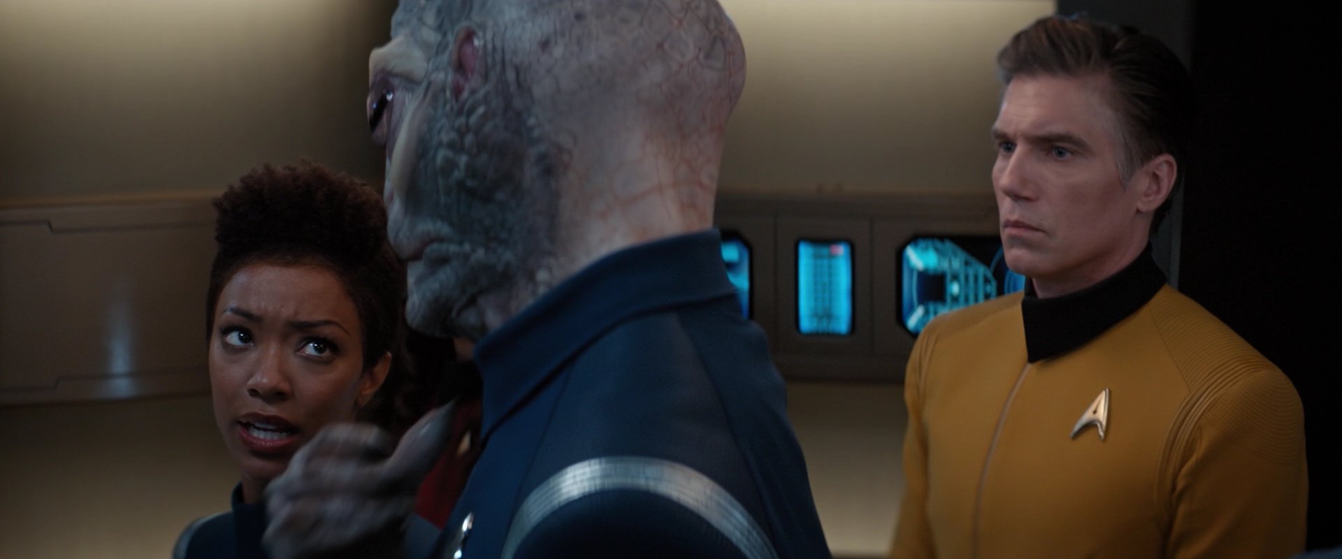 extant_StarTrekDiscovery_2x01-Brother_01612.jpg