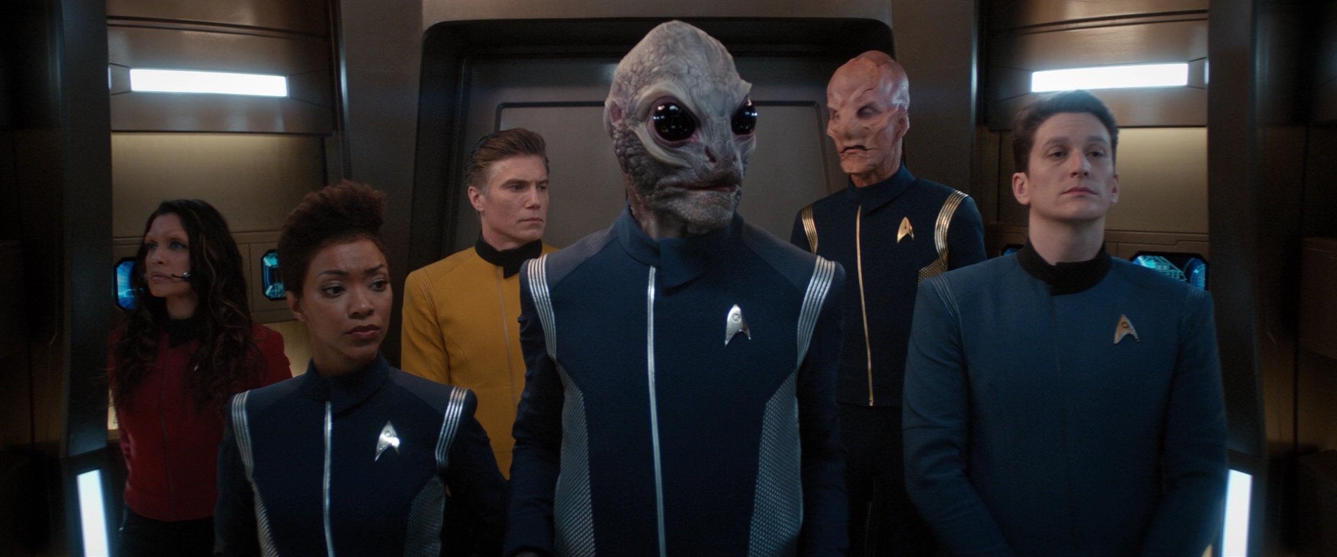 extant_StarTrekDiscovery_2x01-Brother_01637.jpg