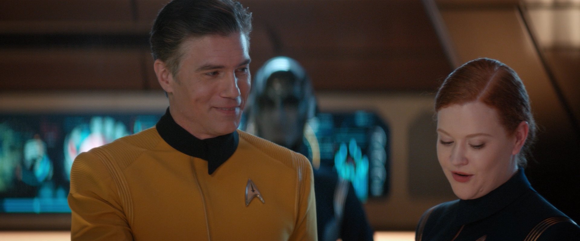 extant_StarTrekDiscovery_2x01-Brother_01786.jpg
