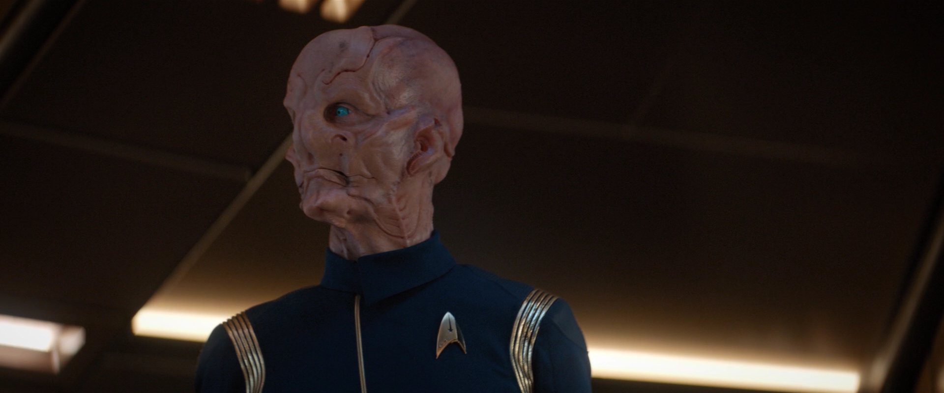 extant_StarTrekDiscovery_2x01-Brother_01810.jpg