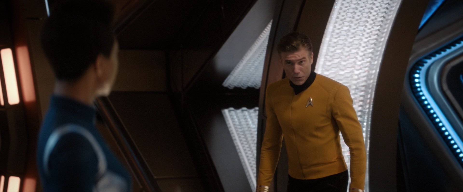 extant_StarTrekDiscovery_2x01-Brother_01919.jpg