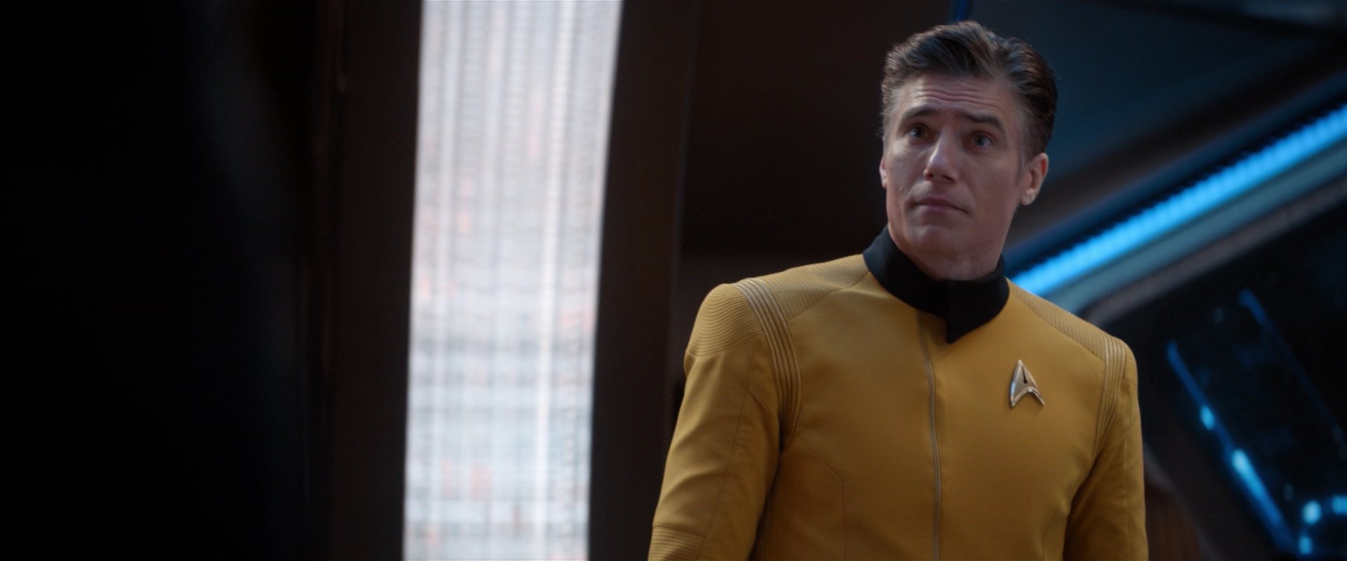 extant_StarTrekDiscovery_2x01-Brother_02006.jpg