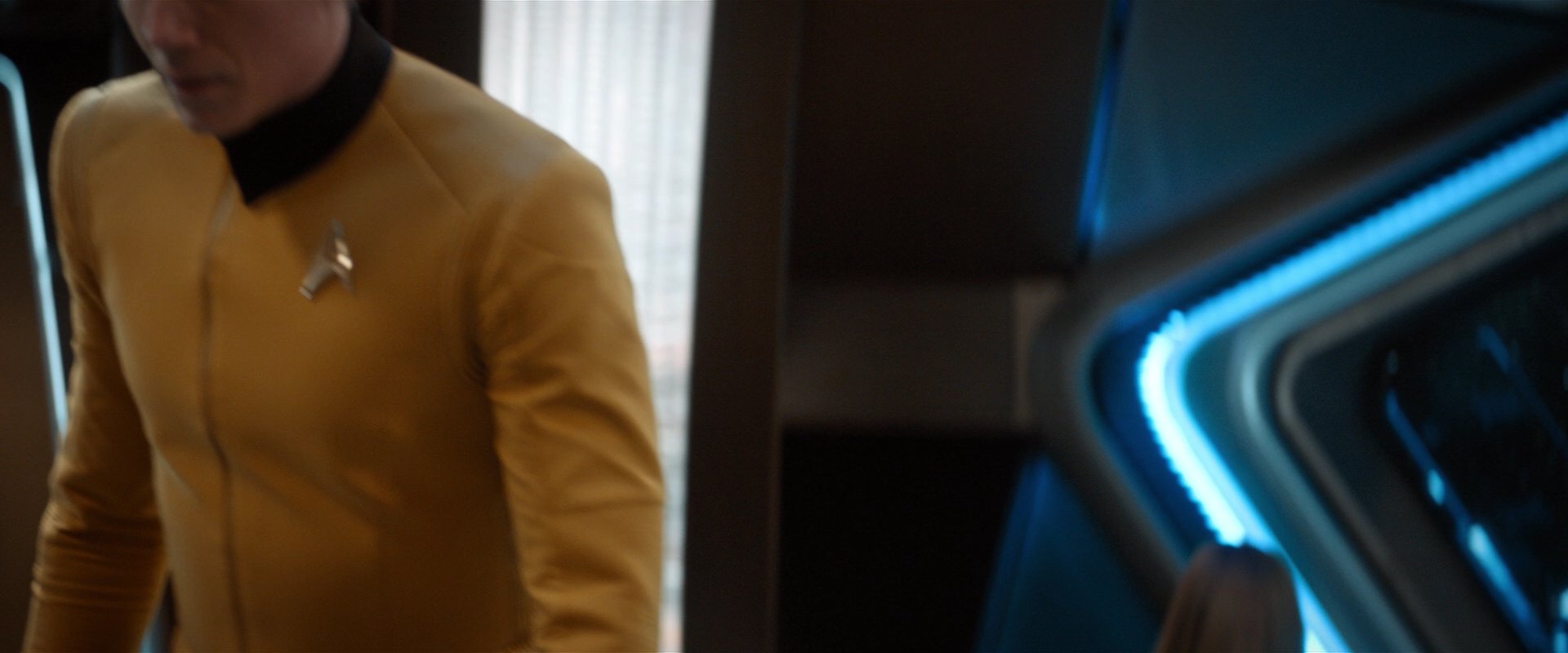 extant_StarTrekDiscovery_2x01-Brother_02024.jpg