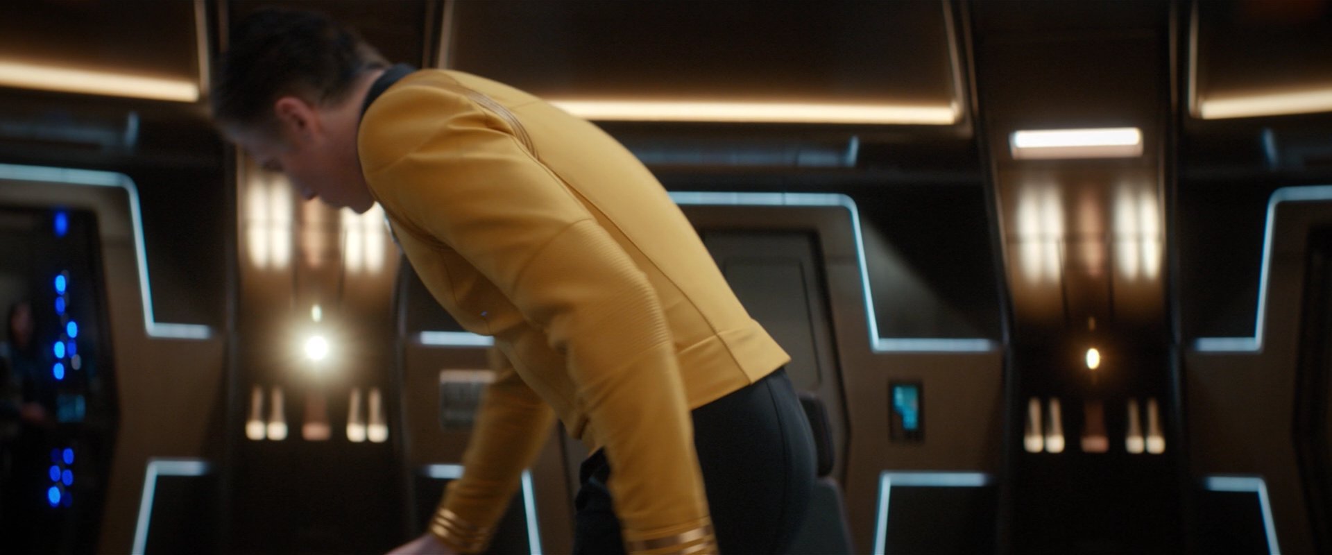 extant_StarTrekDiscovery_2x01-Brother_02026.jpg