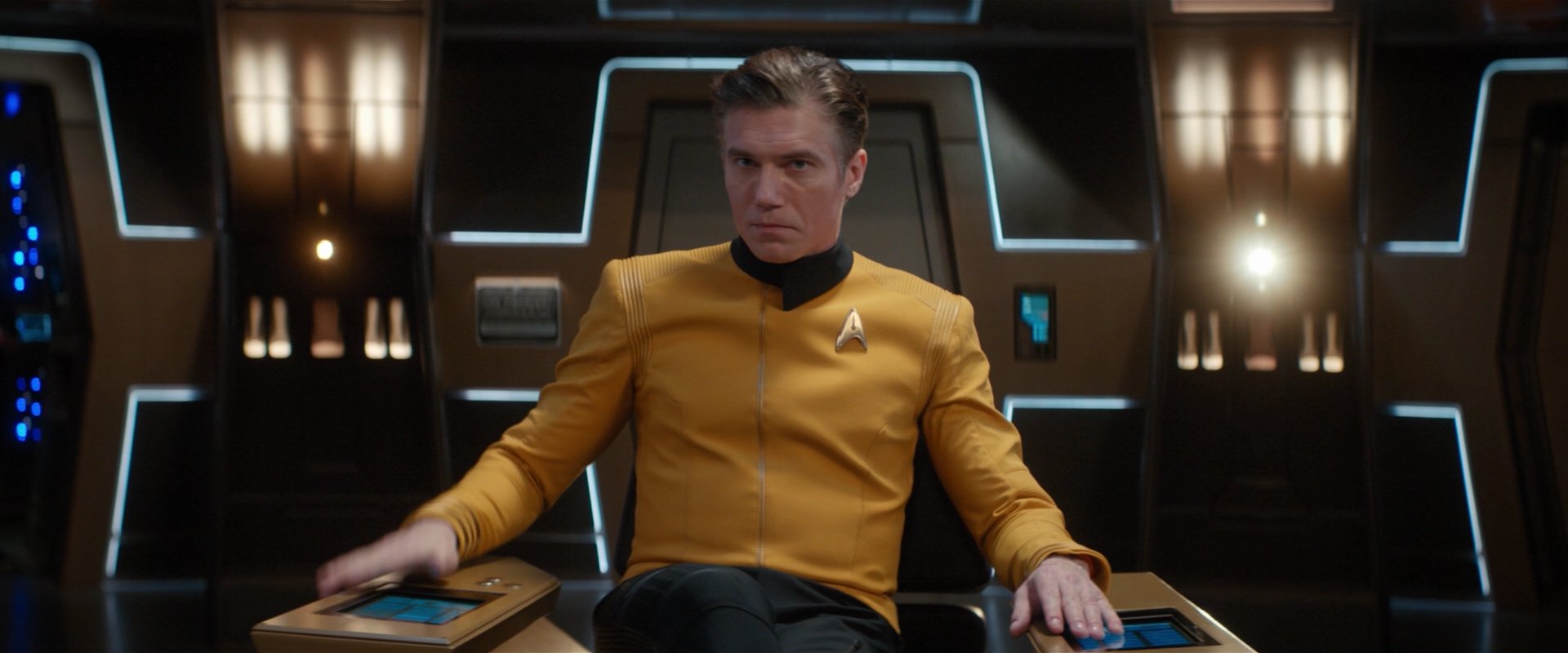 extant_StarTrekDiscovery_2x01-Brother_02033.jpg