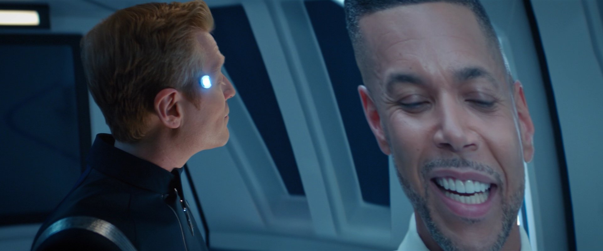 extant_StarTrekDiscovery_2x01-Brother_02137.jpg
