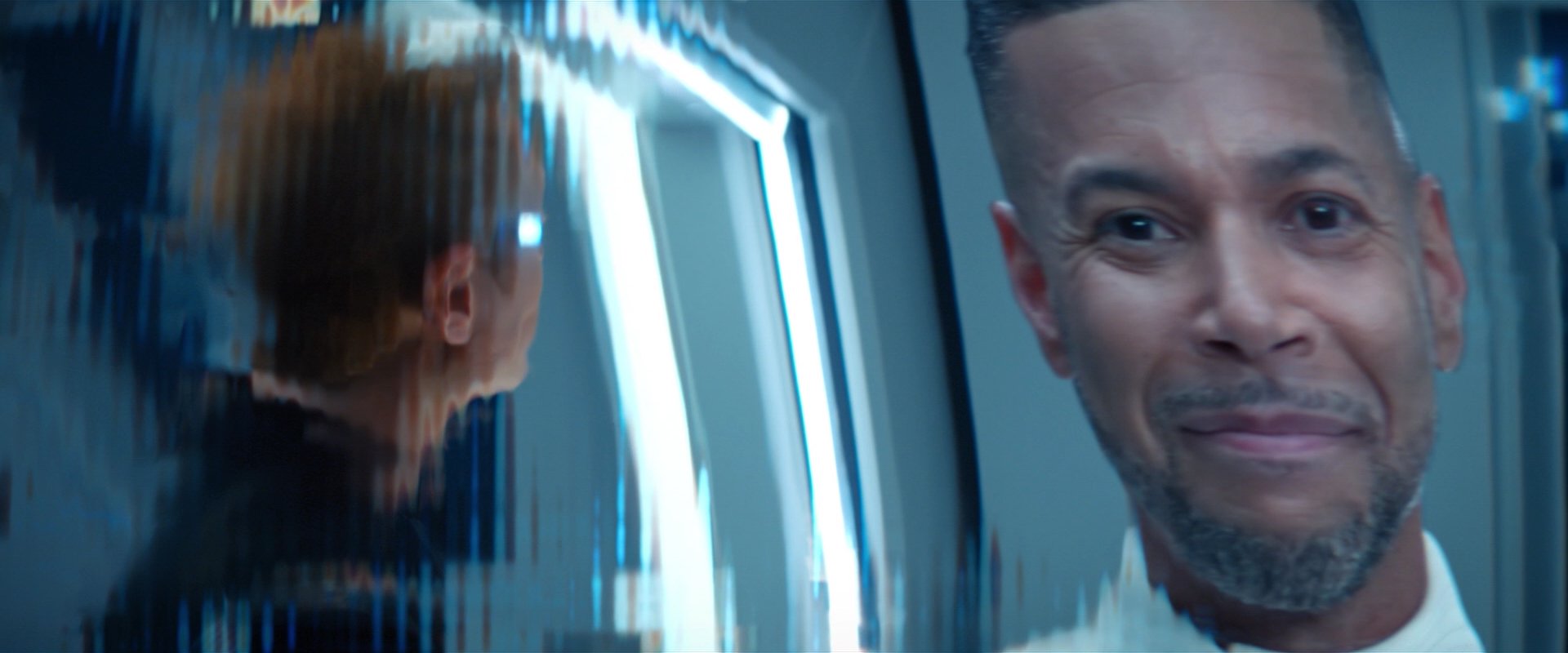 extant_StarTrekDiscovery_2x01-Brother_02170.jpg