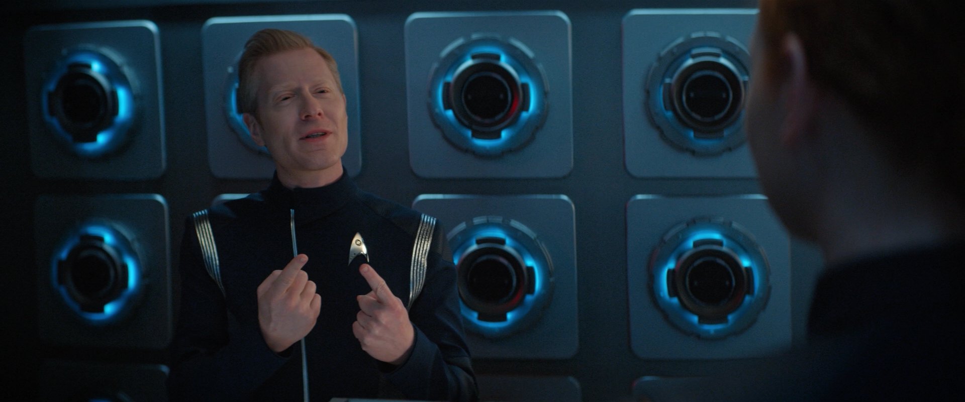 extant_StarTrekDiscovery_2x01-Brother_02209.jpg