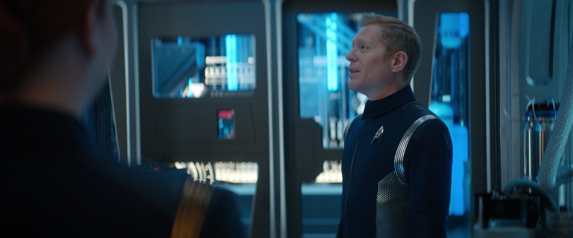 extant_StarTrekDiscovery_2x01-Brother_02316.jpg