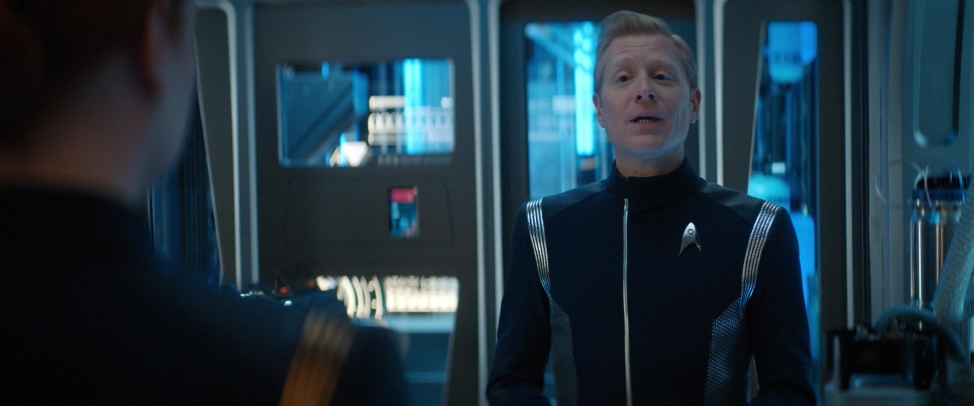 extant_StarTrekDiscovery_2x01-Brother_02340.jpg